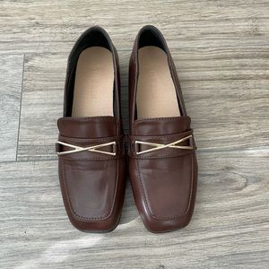 Elegant brown Shein loafers size 35